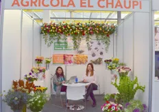 Elizabeth Proano and Nataly Yepez from the Ecuadorian farm Agricola El Chaupi.